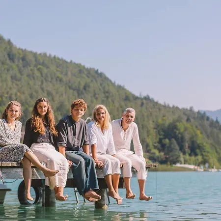 Hotel Kleines Kaernten 4*